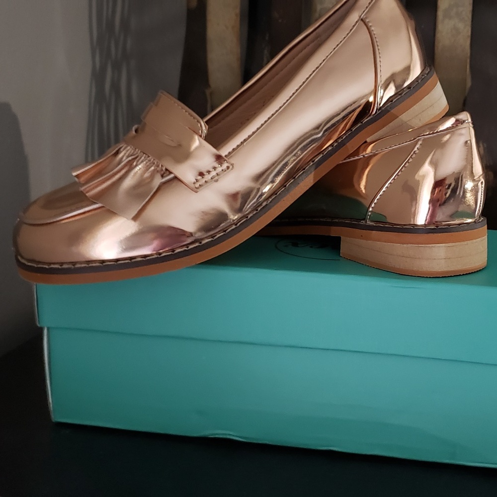 Rose Gold Metallic Moccasins style